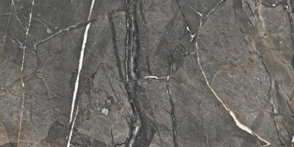 Amaranto – Black, Satin